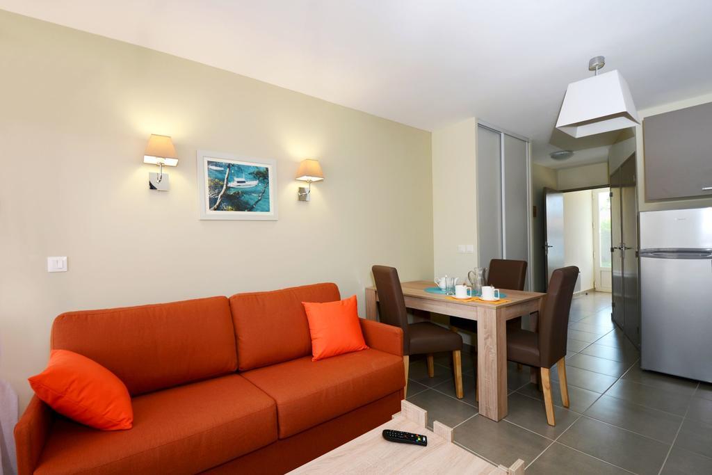 Résidence Odalys Côté Canal Sallèles-dʼAude Chambre photo