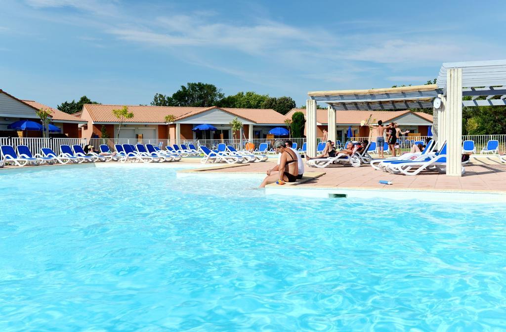 Résidence Odalys Côté Canal Sallèles-dʼAude Extérieur photo